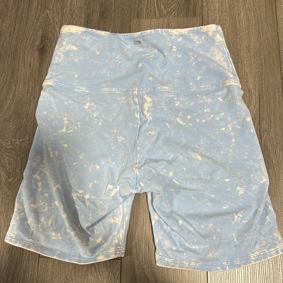 Victoria’s Secret PINK Biker Short - Picture 2 of 3